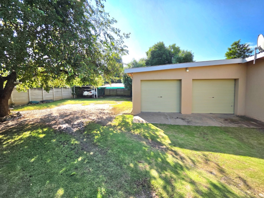 4 Bedroom Property for Sale in Morelig Free State